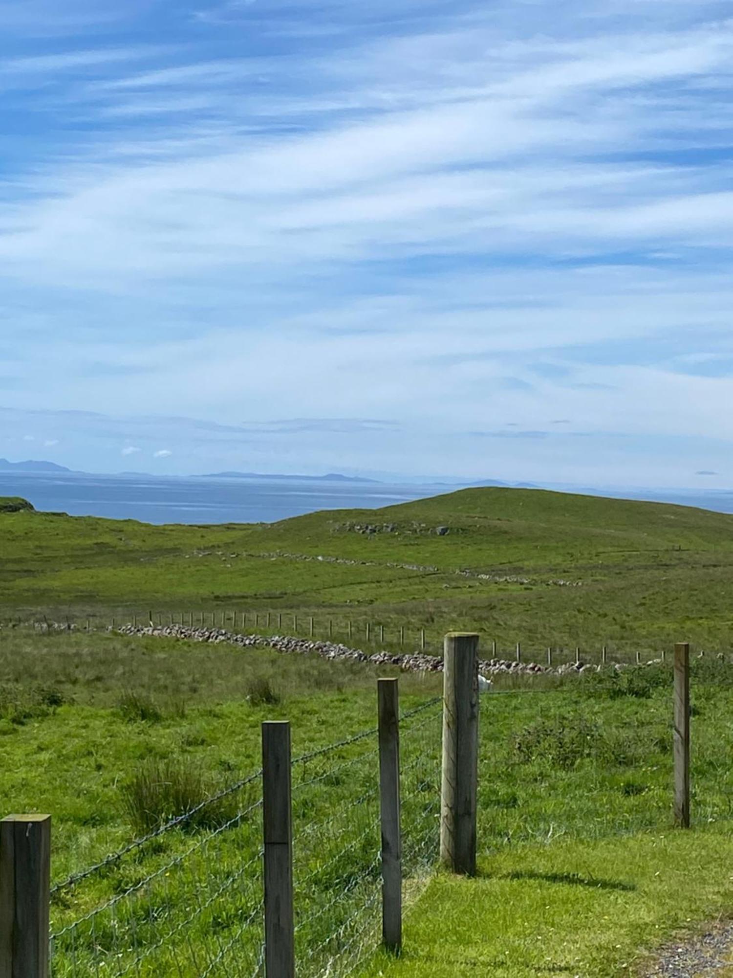 Cnoc Ruaraidh Cottage Kilmuir  Bagian luar foto