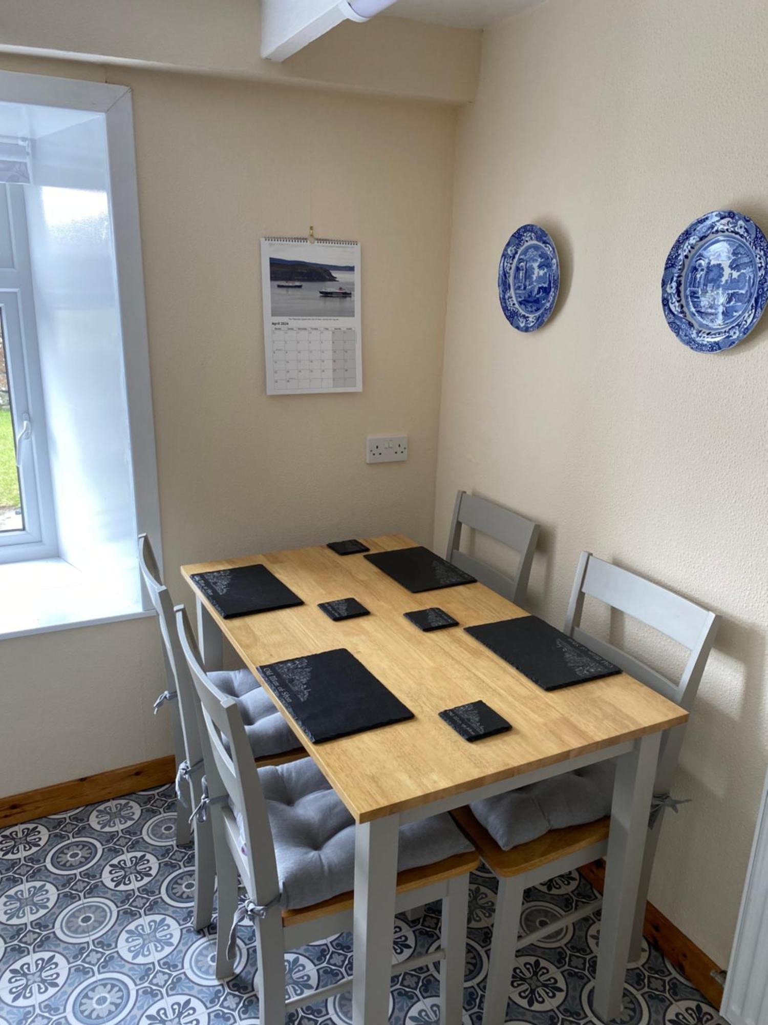 Cnoc Ruaraidh Cottage Kilmuir  Bagian luar foto